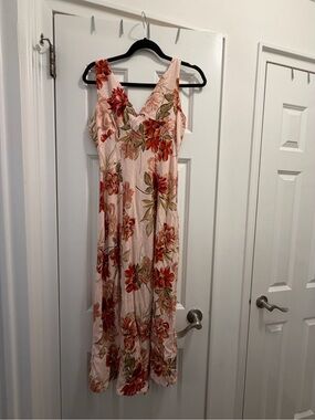 Linen Floral V-Neck Maxi Dress